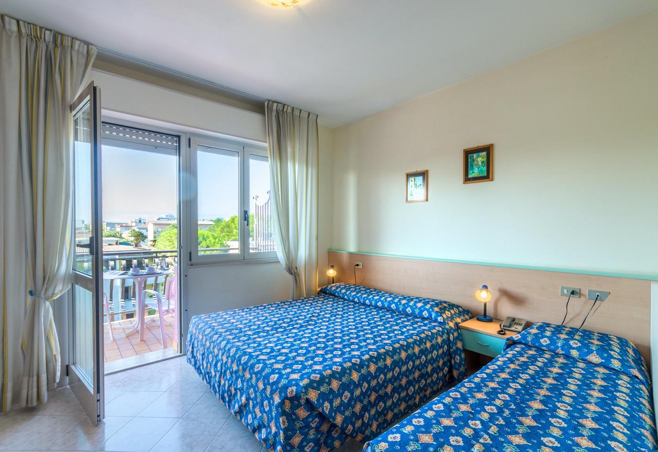Hotel Di Giovanni Bibione Dış mekan fotoğraf