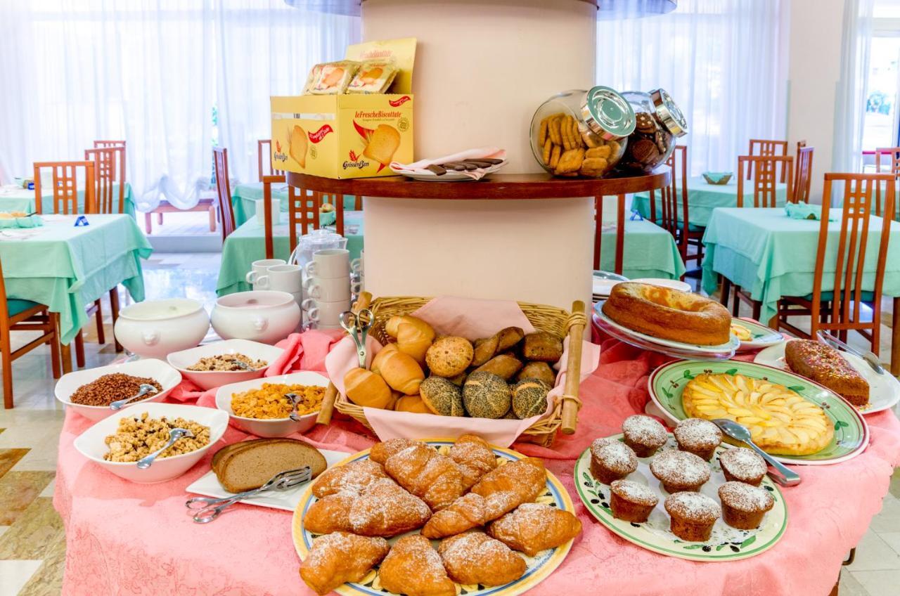 Hotel Di Giovanni Bibione Dış mekan fotoğraf